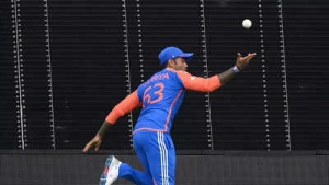 ICC Revamps Cricket Rules: Stop Clock in Tests, Boundary Catch Tweaks & More