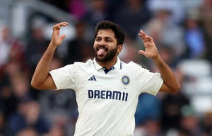 Manjrekar Urges India to Drop Pacer, Unleash Kuldeep Yadav for Second Test Against England