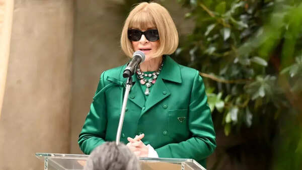 Close-up of Anna Wintour at a fashion show